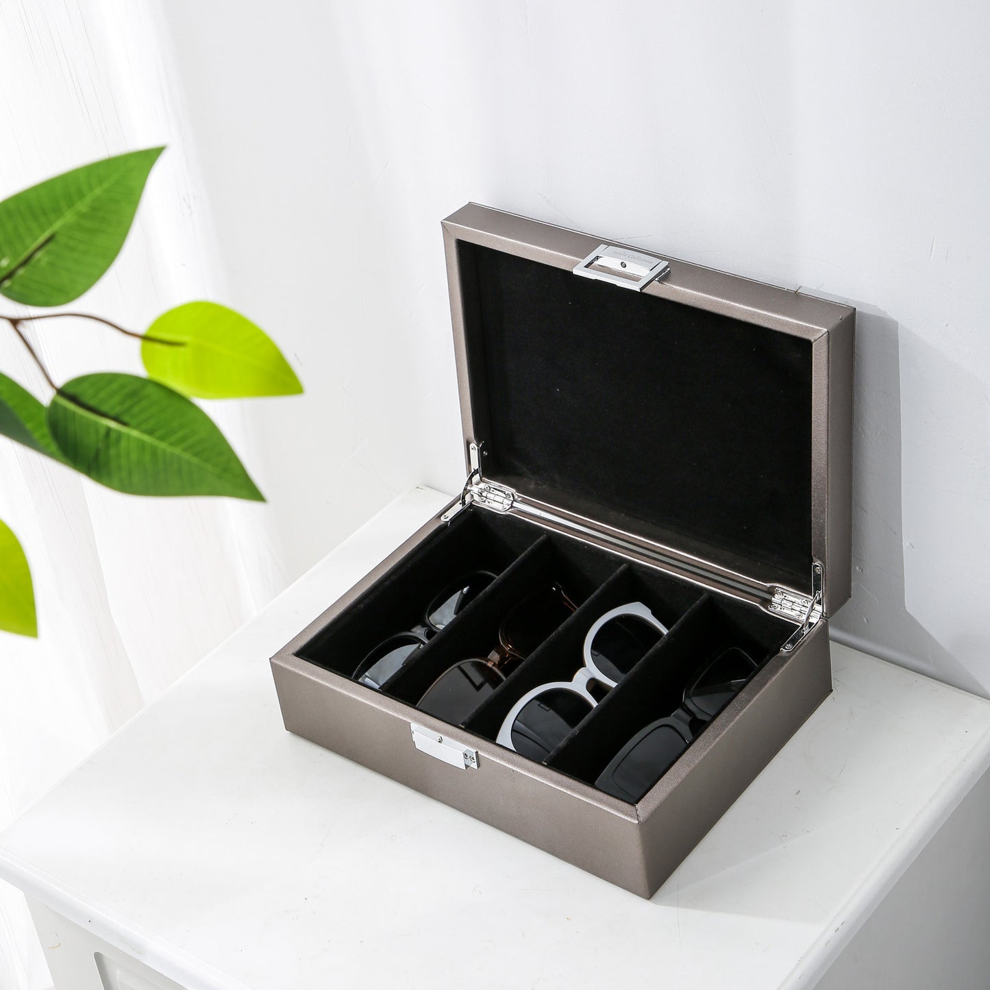 Brillendoos metallic zilver medium